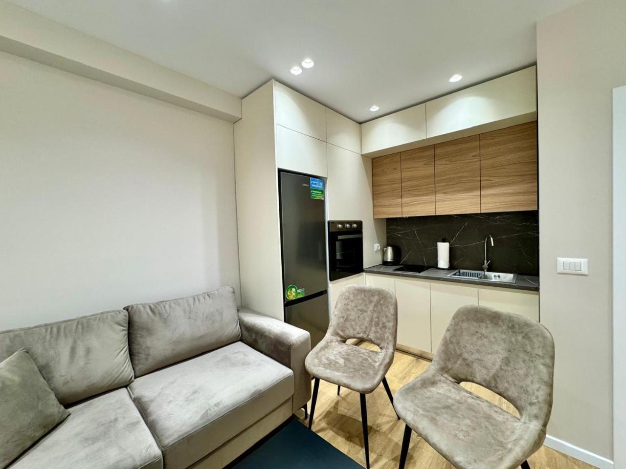 E&R Apartments At Myslym Shyri Tiran Dış mekan fotoğraf