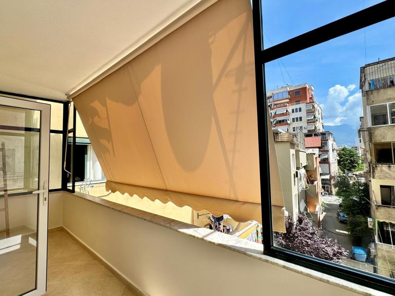 E&R Apartments At Myslym Shyri Tiran Dış mekan fotoğraf