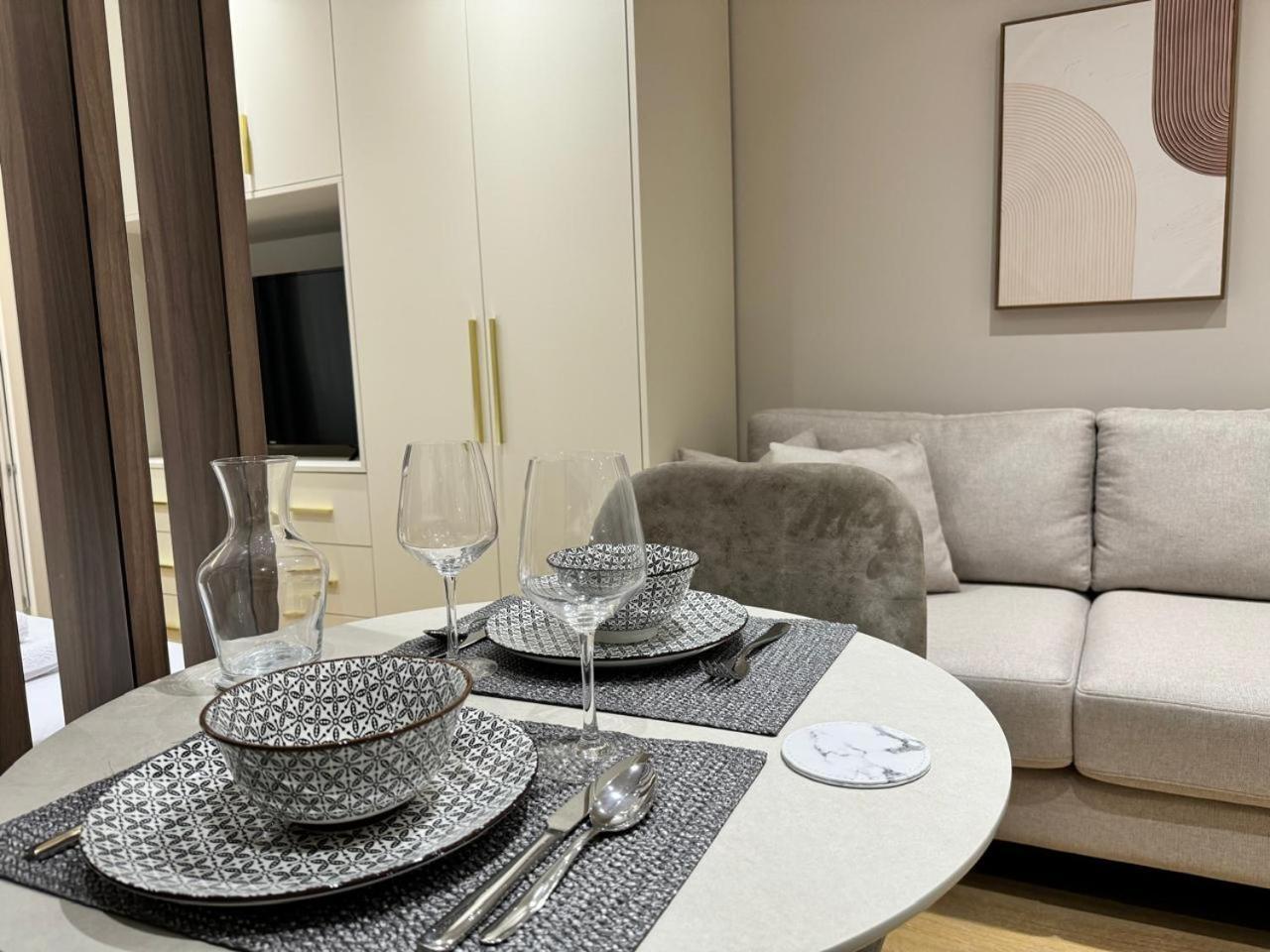 E&R Apartments At Myslym Shyri Tiran Dış mekan fotoğraf