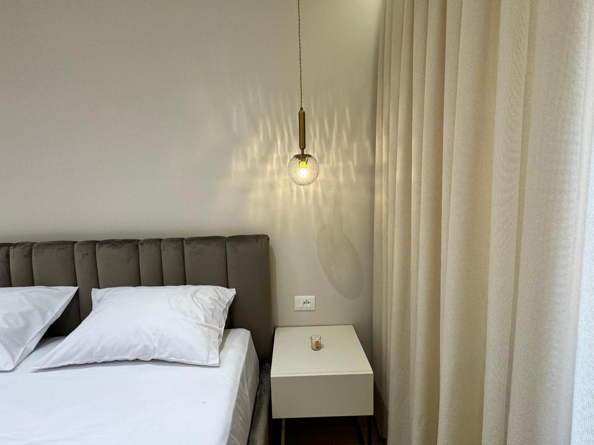 E&R Apartments At Myslym Shyri Tiran Dış mekan fotoğraf